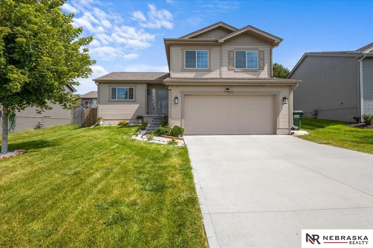 7713 N 82nd Street, Omaha, NE 68122 - Image #1