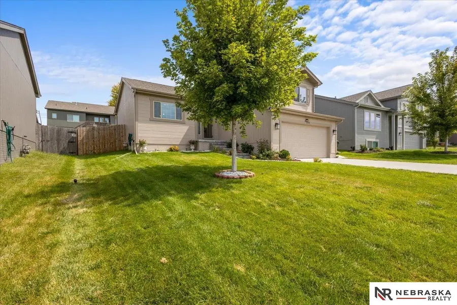 7713 N 82nd Street, Omaha, NE 68122 - Image #3