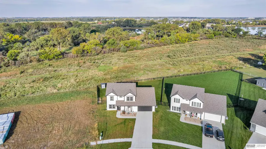 1106 S Lakewood Street, Valley, NE 68064 - Image #2