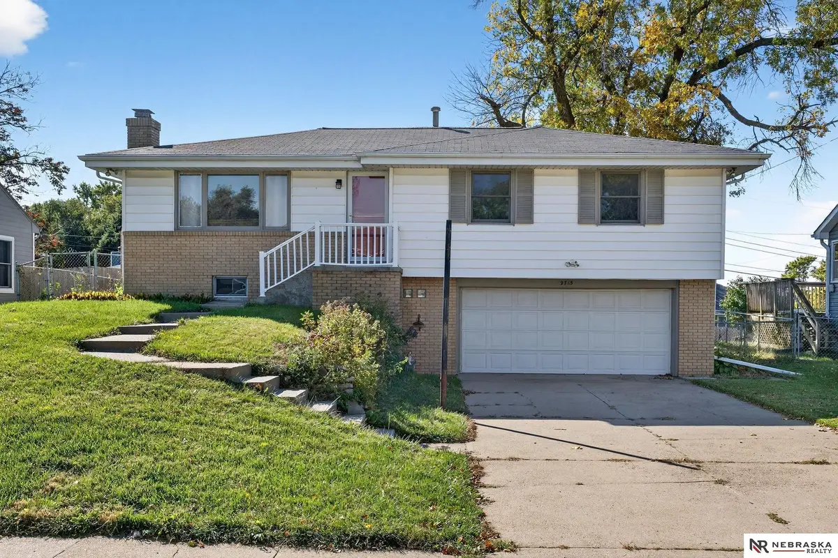 9715 Camden Avenue, Omaha, NE 68134 - Image #1
