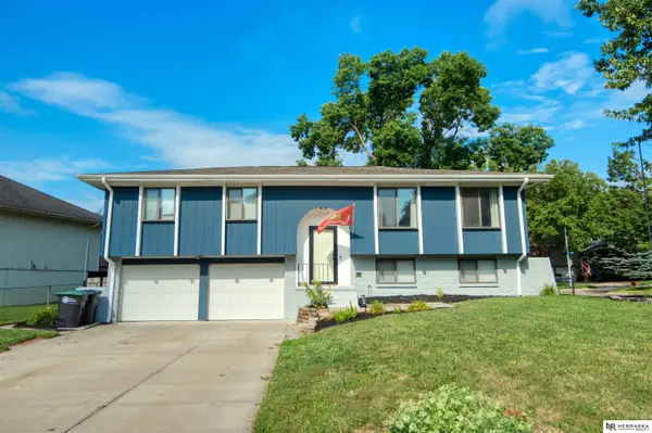 6610 S 139th Street, Omaha, NE 68137