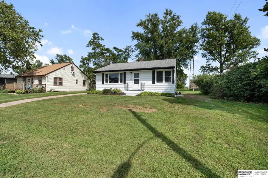 326 Connor Street, Gretna, NE 68028 - Image #3