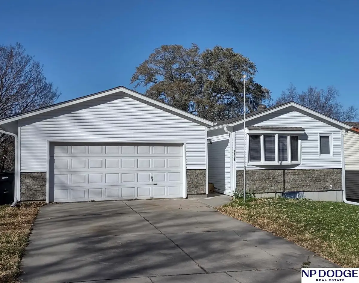 1136 Galloway Avenue, Lincoln, NE 68512 - Image #1