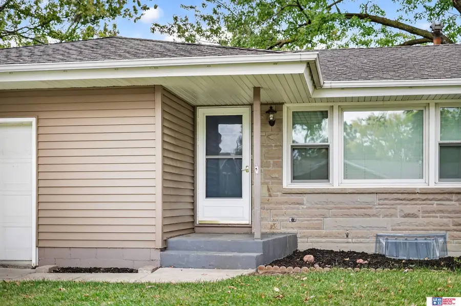 1920 Riviera Drive, Lincoln, NE 68506 - Image #3