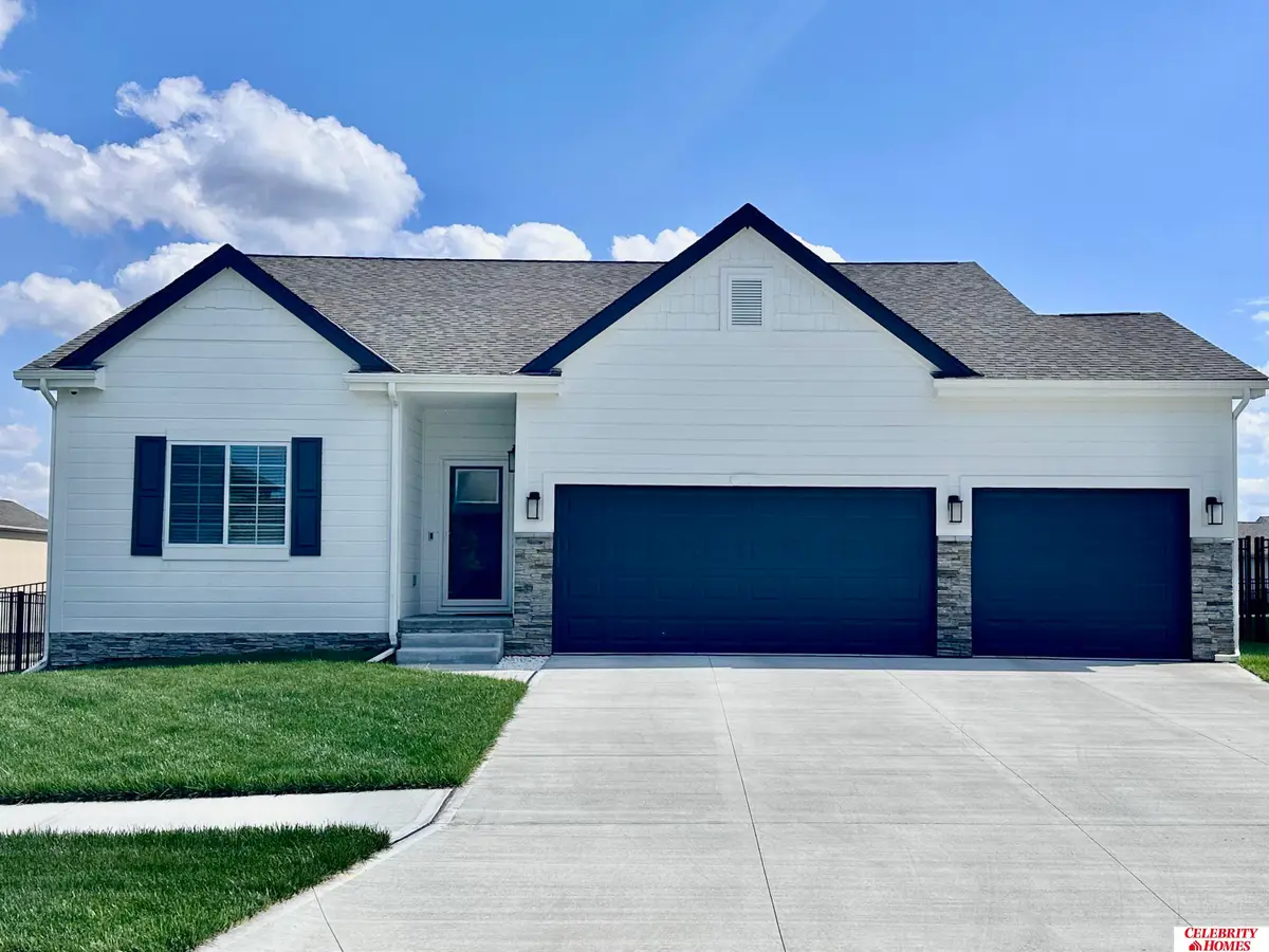 11306 Grebe Street, Omaha, NE 68142 - Image #1