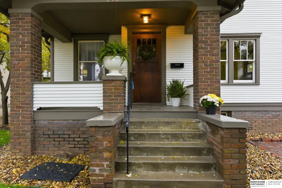 318 N 36th Avenue, Omaha, NE 68131 - Image #3