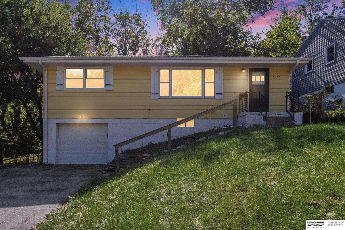 5647 Ruggles Street, Omaha, NE 68104 - Image #1