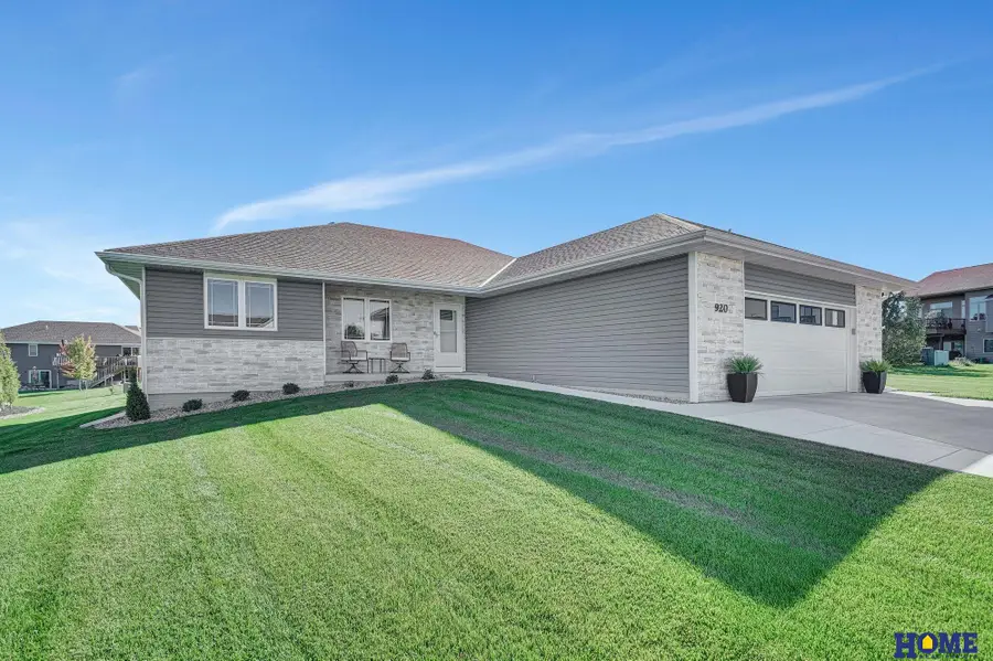 920 Dundee Court, Crete, NE 68333 - Image #3