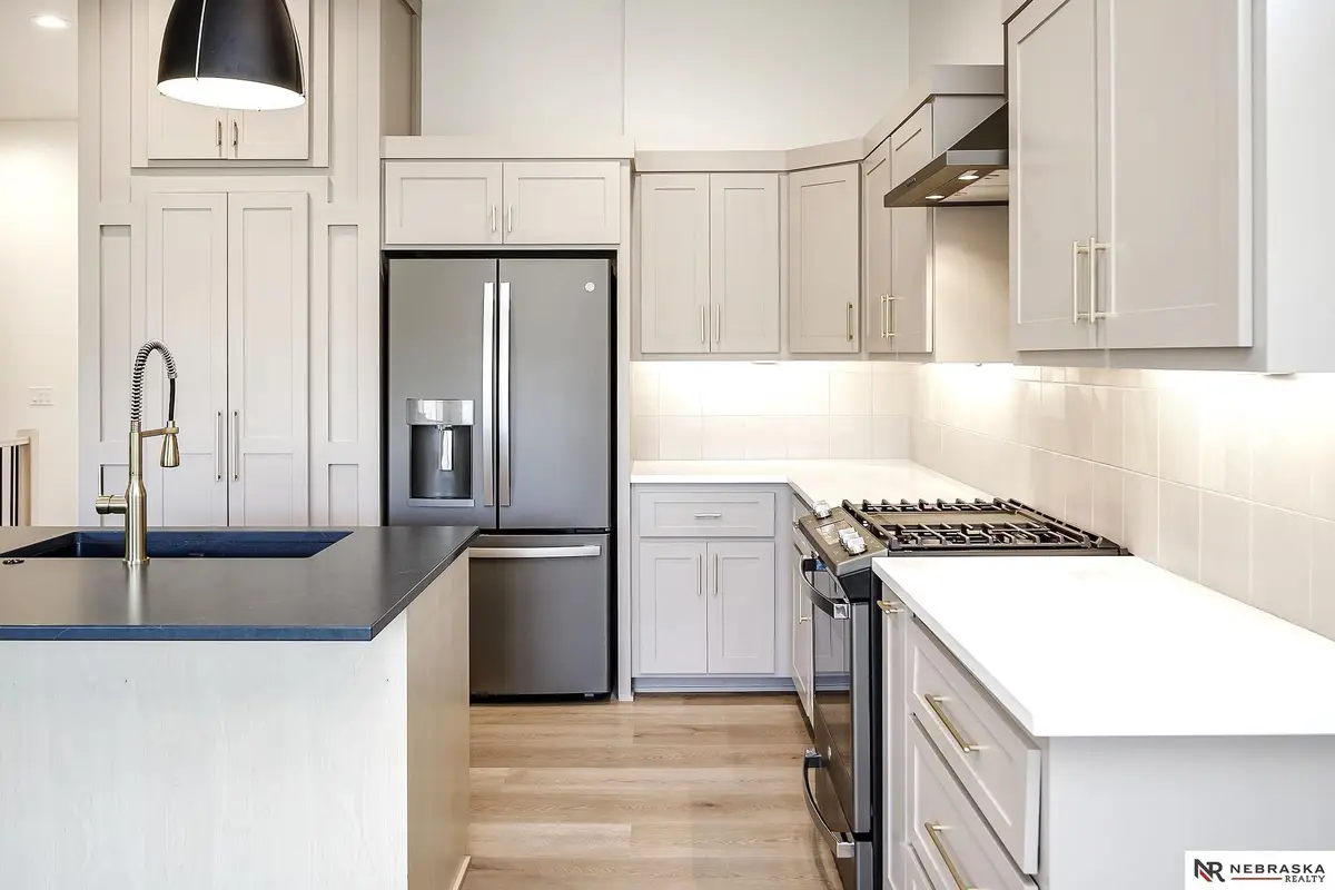 5901 N 157th Avenue, Omaha, NE 68116 - Image #1