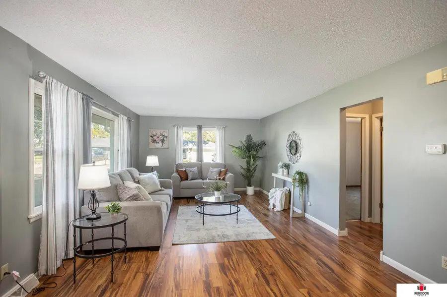 700 Windsor Drive, Lincoln, NE 68528 - Image #3