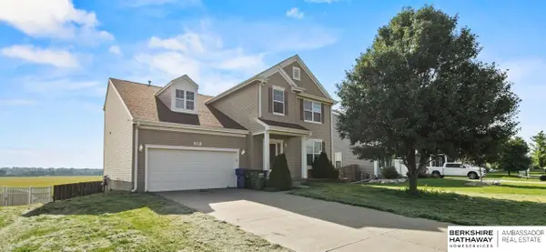 8389 S 64th Street, Omaha, NE 68157