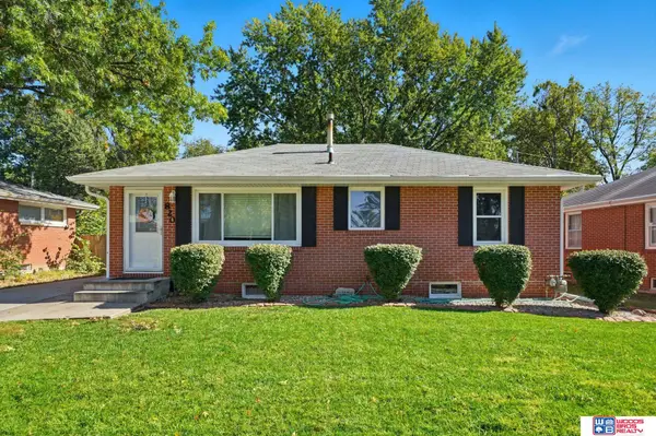 820 E Avon Lane, Lincoln, NE 68505