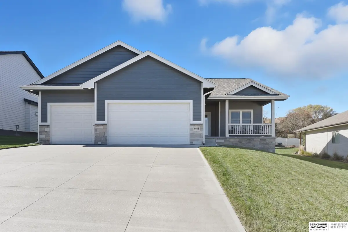 9406 S 71st Street, Papillion, NE 68133 - Image #1