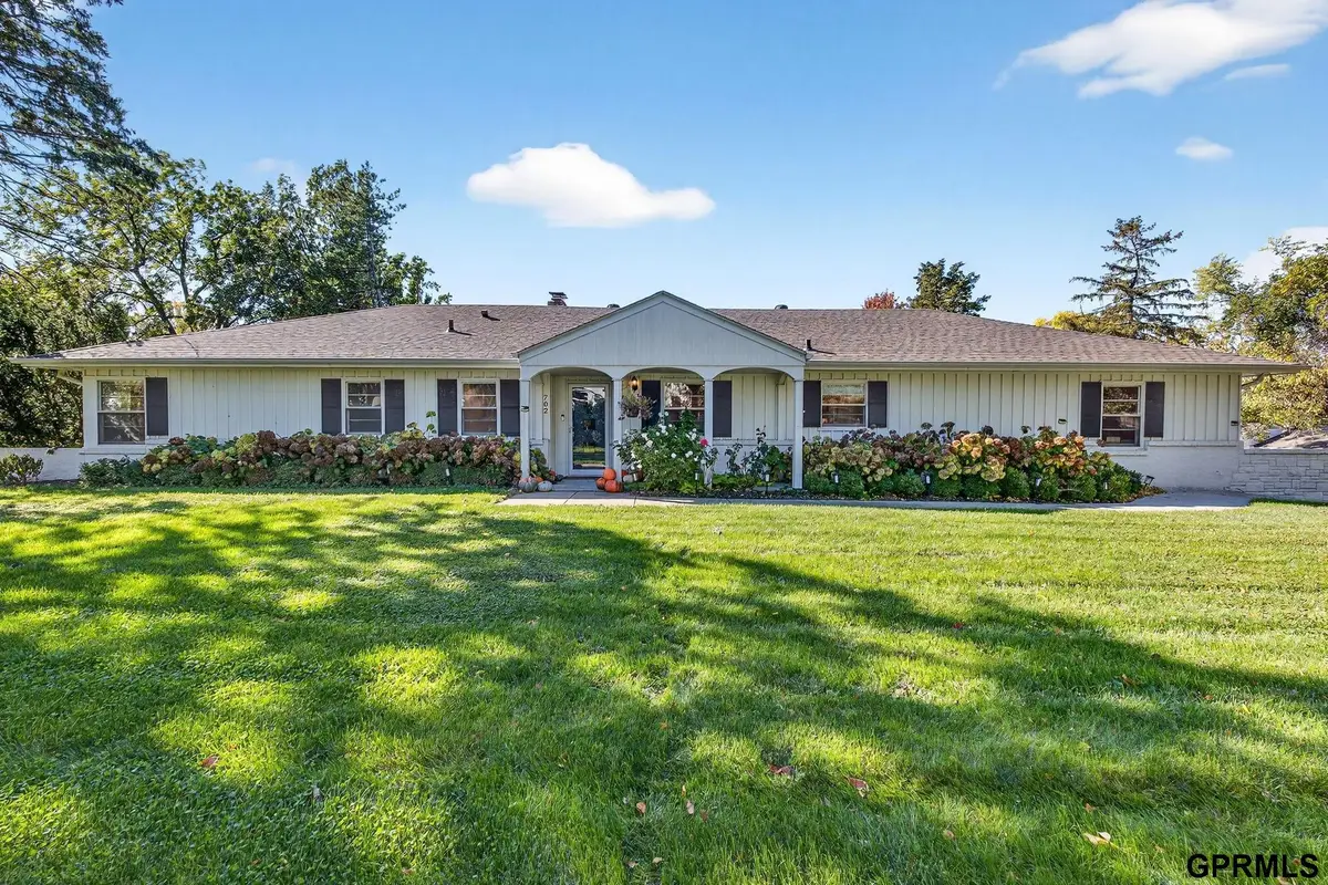 702 S 90th Street, Omaha, NE 68114 - Image #1