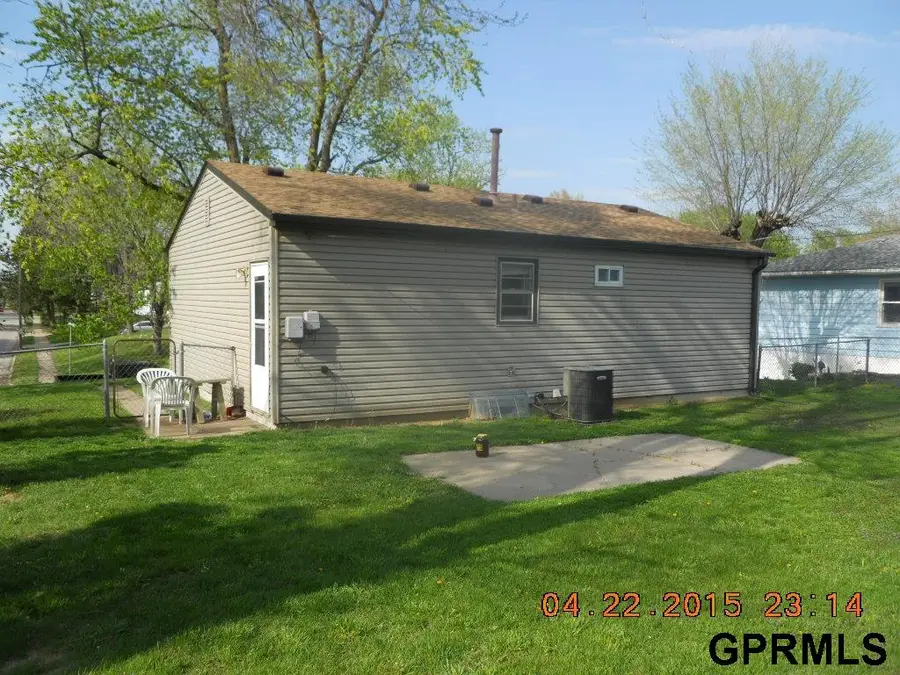 2353 Olive Street, Bellevue, NE 68147 - Image #2