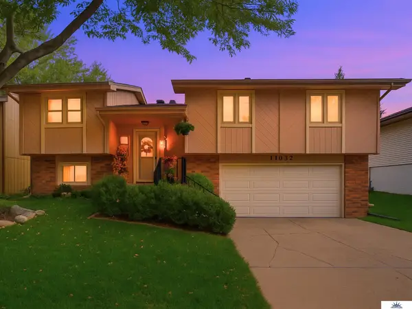 11032 Crown Point Avenue, Omaha, NE 68164