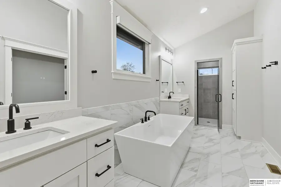 21432 B Street, Elkhorn, NE 68022 - Image #3