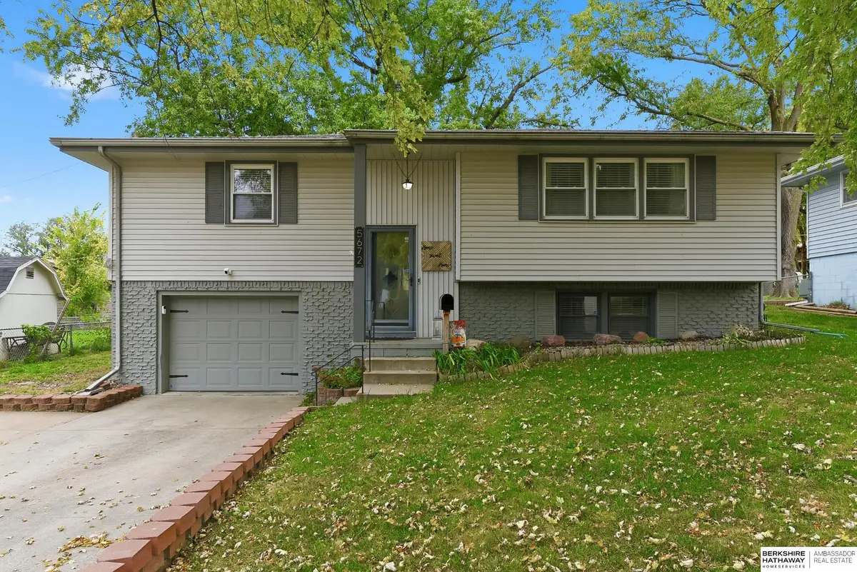 5672 S 122 Street, Omaha, NE 68137 - Image #1