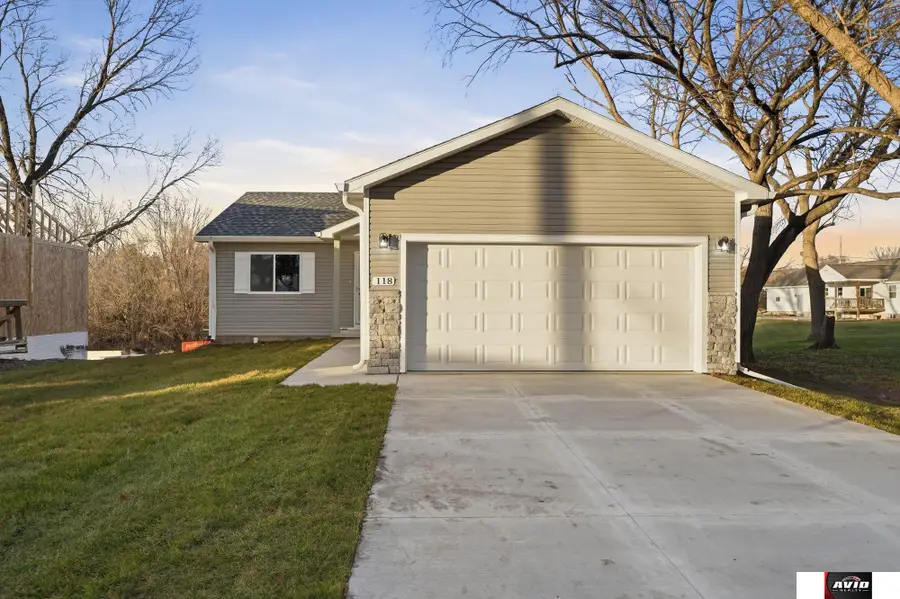 118 W 1st Street, Valparaiso, NE 68065 - Image #2