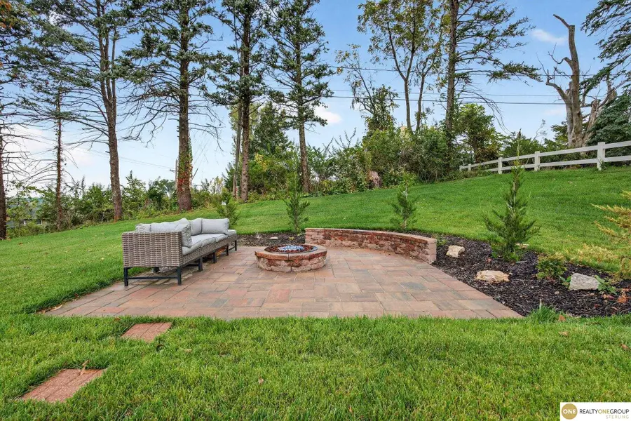 4732 Manchester Drive, Omaha, NE 68152 - Image #2