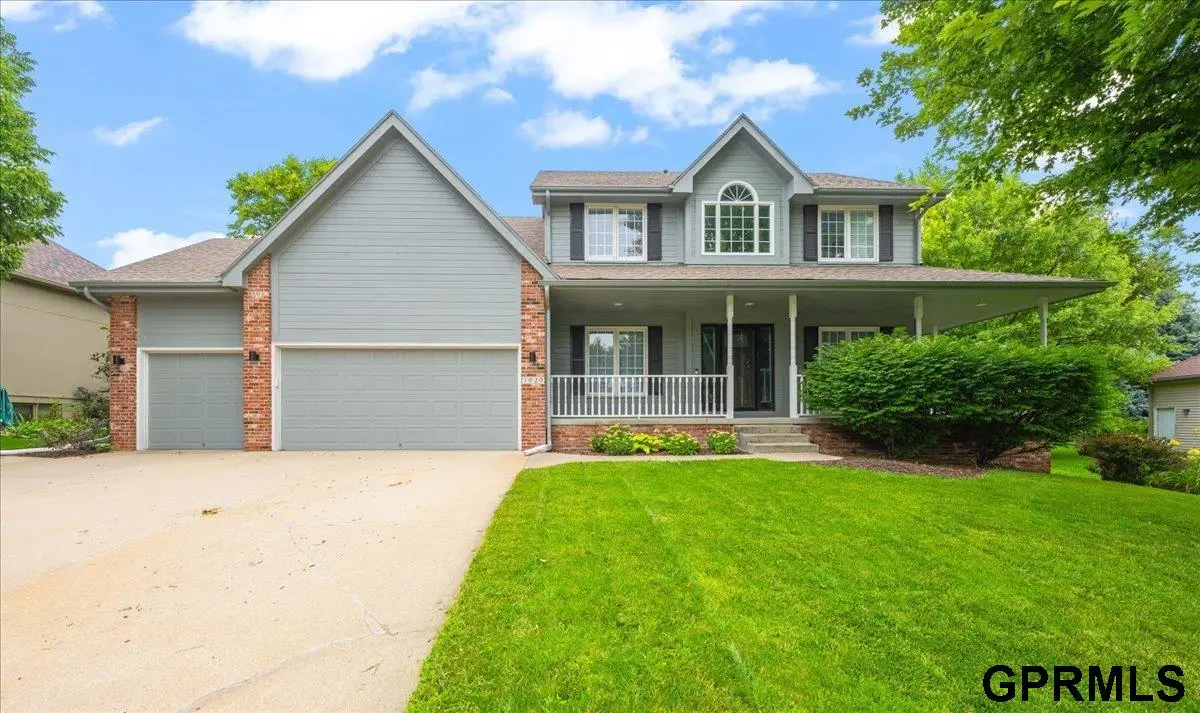 1020 E Cary Street, Papillion, NE 68046 - Image #1
