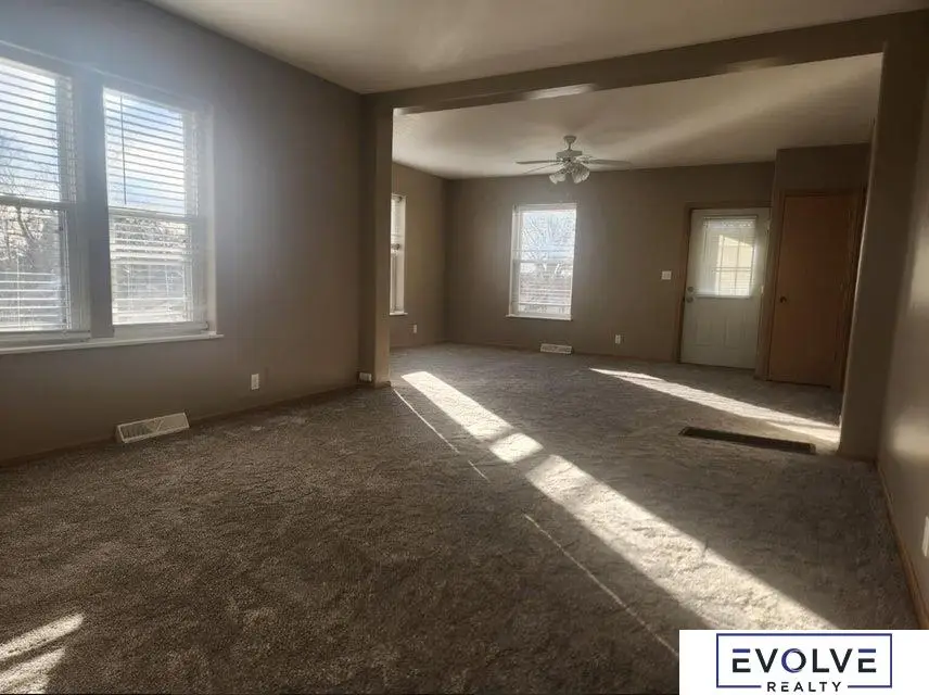 161 S Walnut Street, Avoca, IA 51521 - Image #3