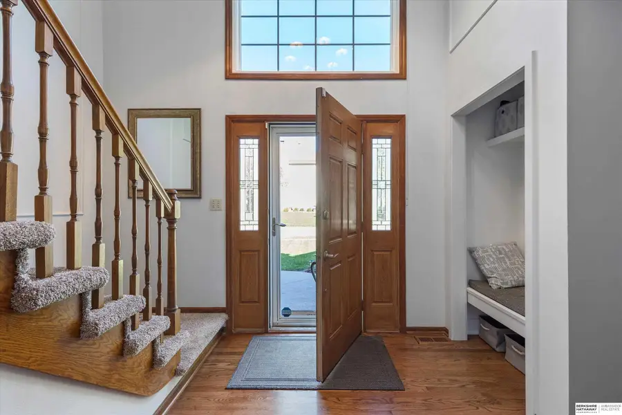 16555 Hascall Street, Omaha, NE 68130 - Image #2