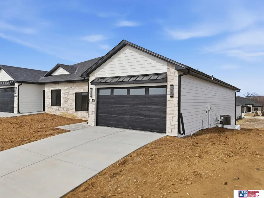 9140 Lucena Drive, Lincoln, NE 68520 - #2