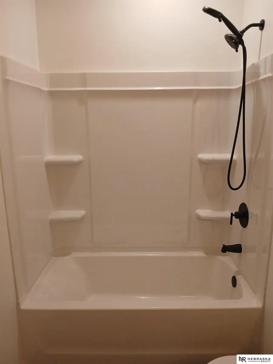 2525 North 48th Avenue, Omaha, NE 68104 - Image #3