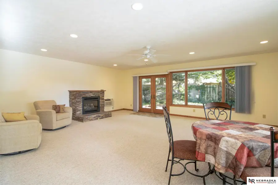 8120 Cobblestone Circle, Lincoln, NE 68510 - Image #2