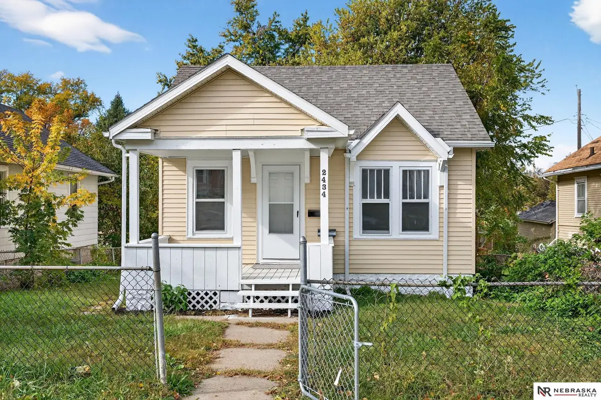 2434 N 33rd Avenue, Omaha, NE 68111 - Image #1