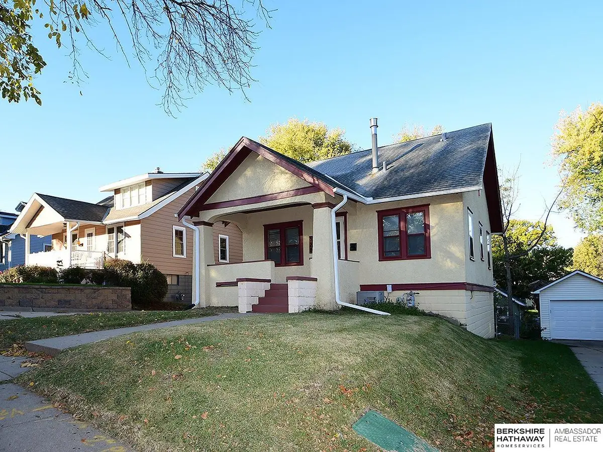 628 N 47th Street, Omaha, NE 68132 - Image #1