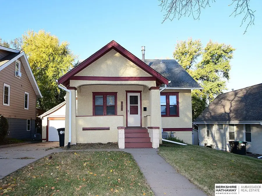 628 N 47th Street, Omaha, NE 68132 - Image #2