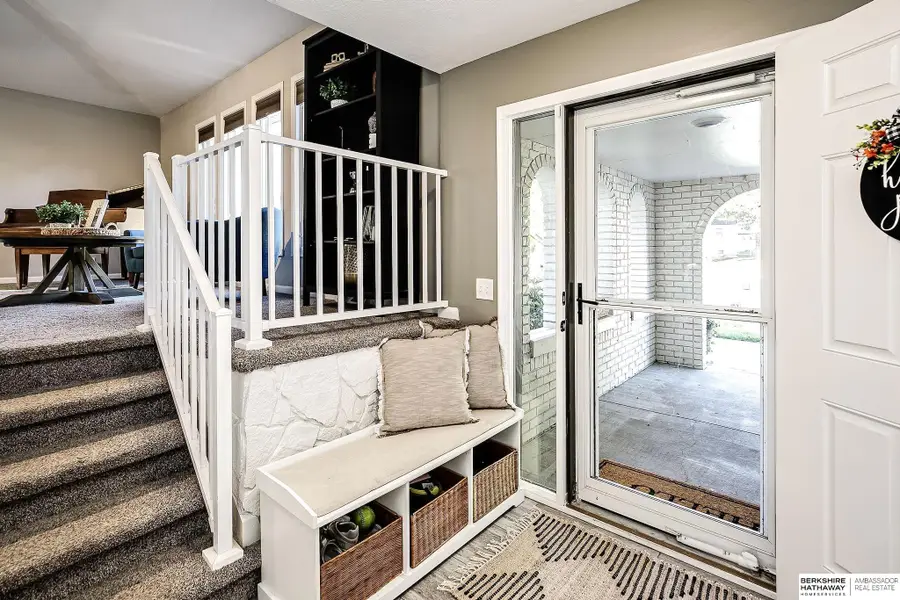 971 S 150 Street, Omaha, NE 68154 - Image #3