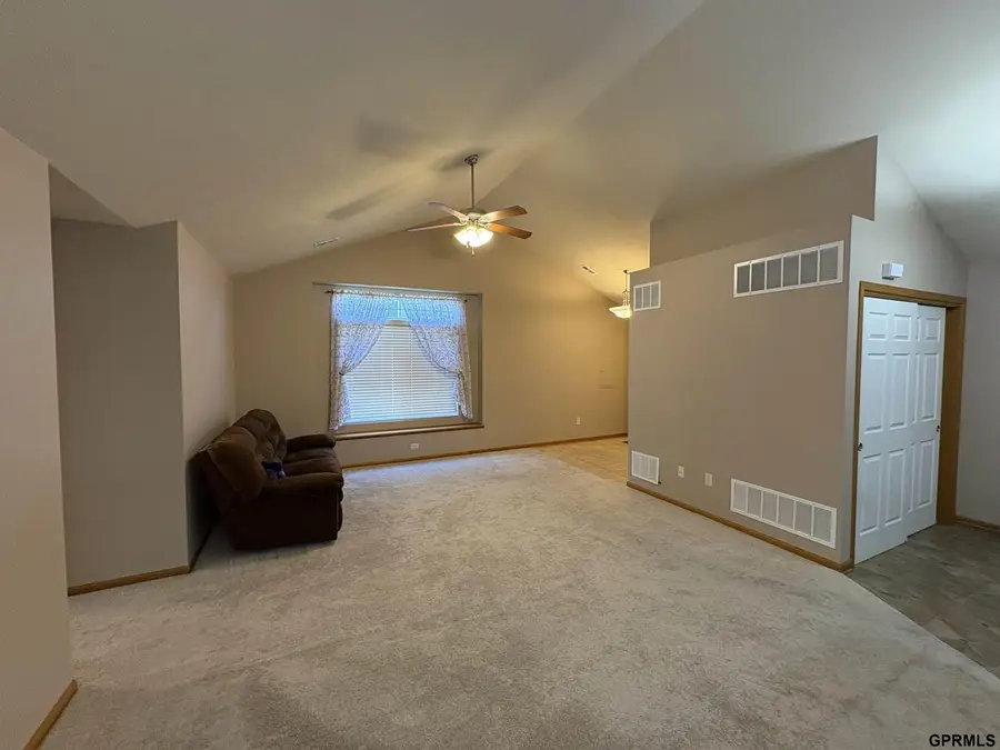 1915 Atlas Avenue, Lincoln, NE 68521 - Image #2