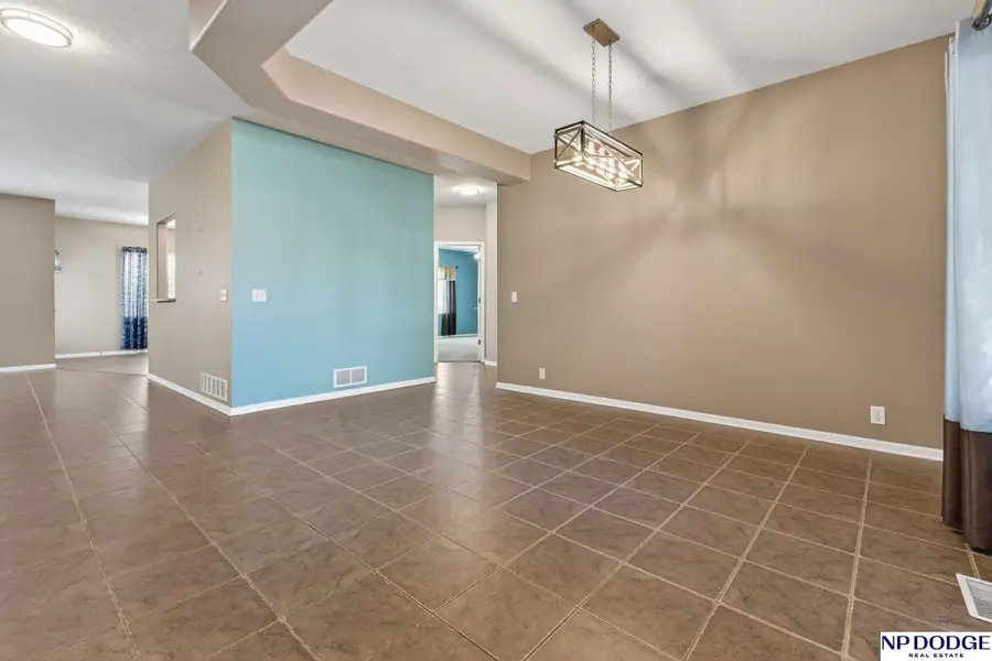 4315 S 202nd Street, Omaha, NE 68135 - Image #2