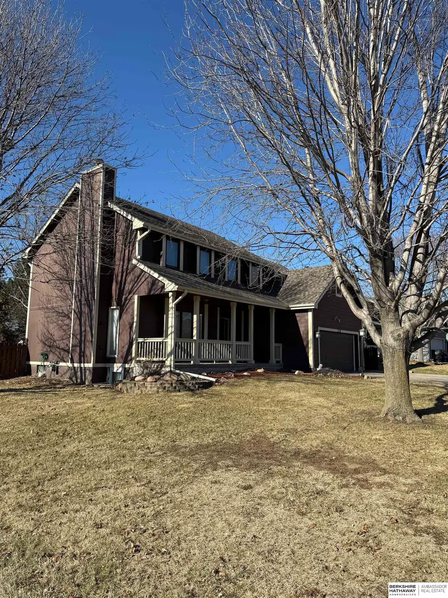 110 Fleetwood Drive, Papillion, NE 68133 - Image #2