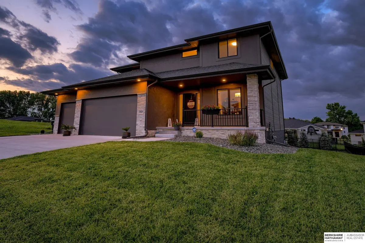 19024 Sycamore Drive, Gretna, NE 68028 - Image #1