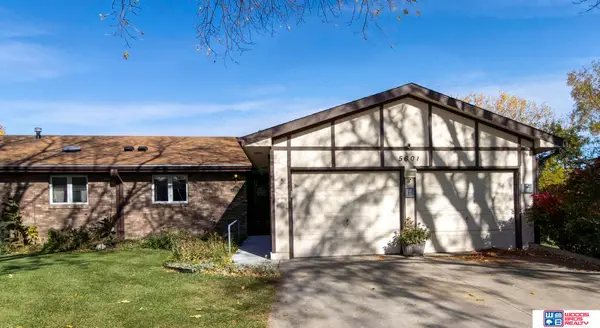 5601 Guenevere Lane, Lincoln, NE 68512