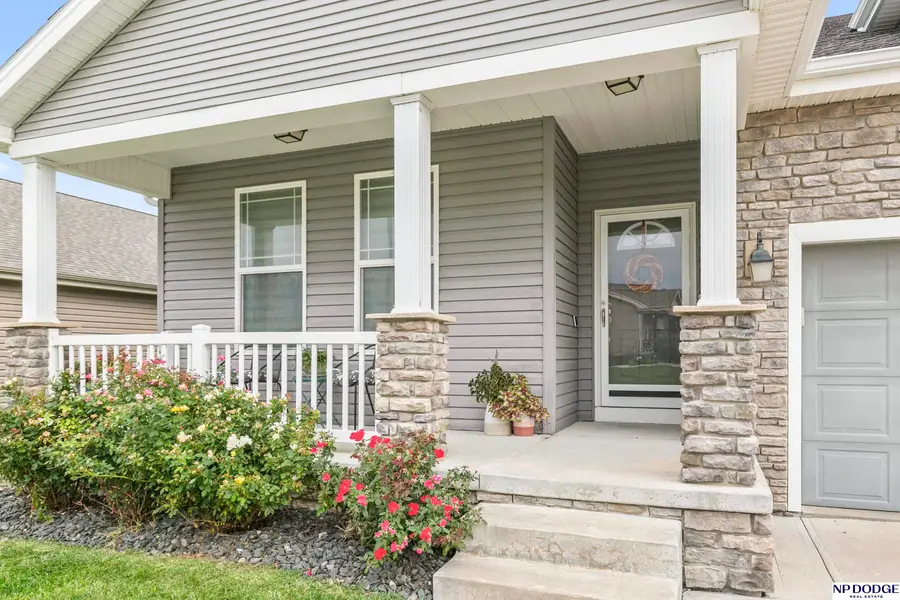 8051 N 158 Street, Bennington, NE 68007 - Image #3