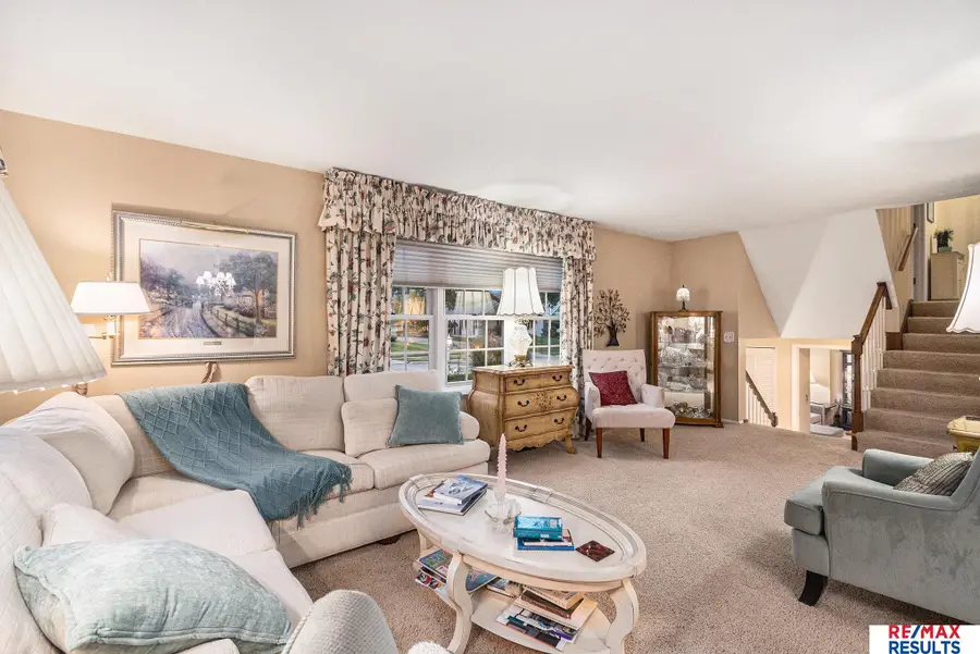 10015 Emmet Street, Omaha, NE 68134 - Image #2