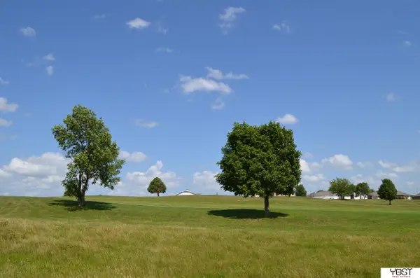 8617 12th Avenue, Plattsmouth, NE 68048