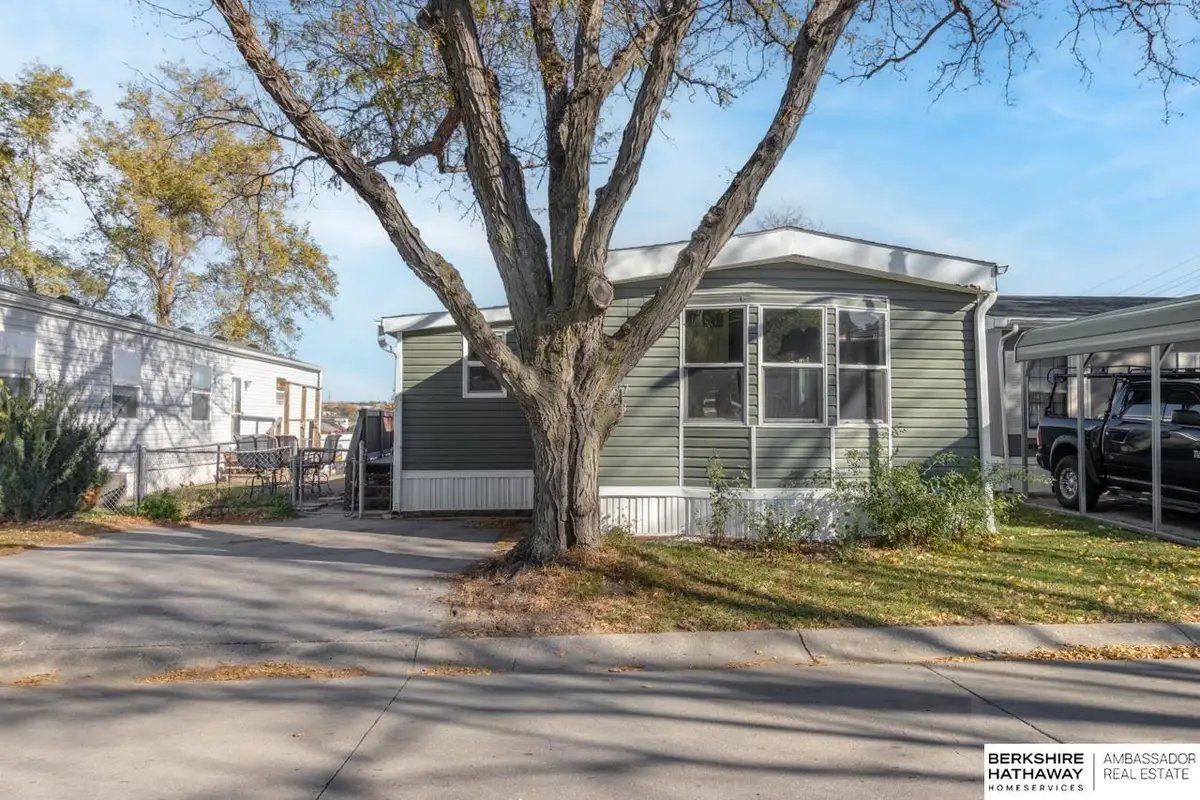 4067 S 150 Plaza #243, Omaha, NE 68137 - Image #1