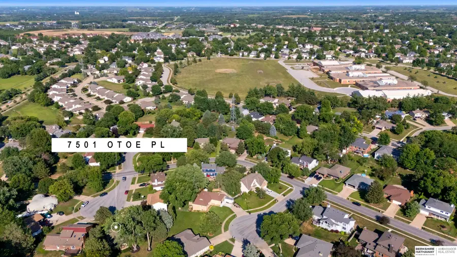7501 Otoe Place, Lincoln, NE 68506 - Image #3