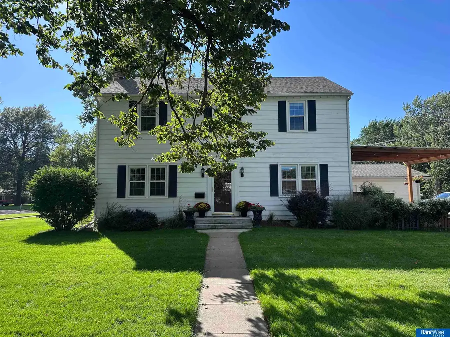 1207 8th Street, Aurora, NE 68818 - Image #2