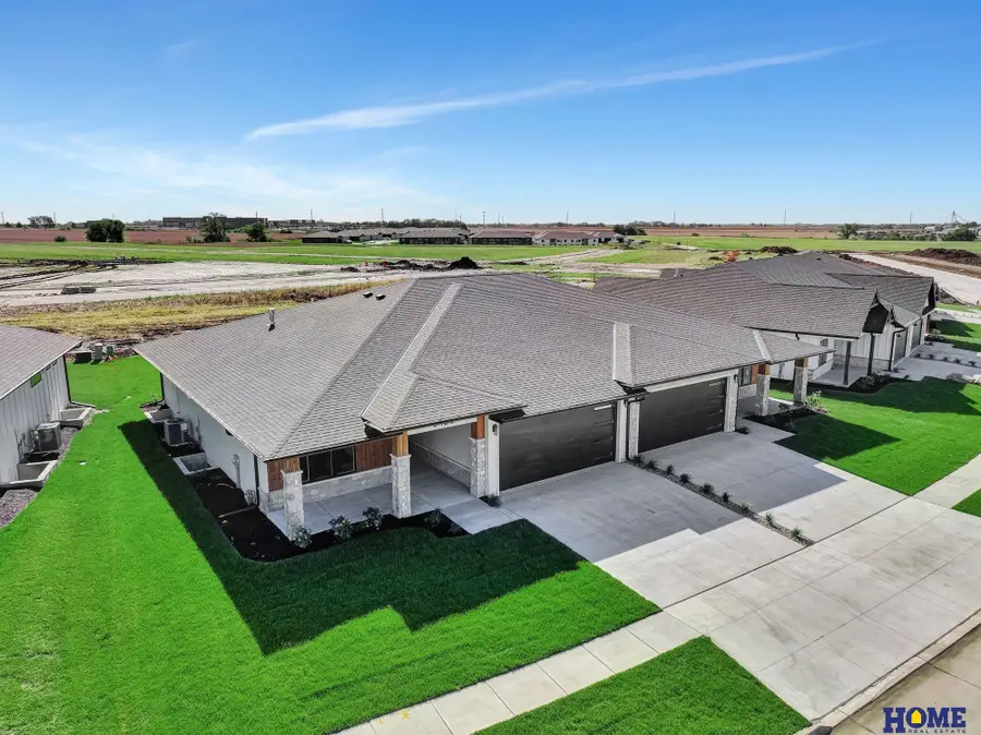 9428 S 87th Street, Lincoln, NE 68526 - Image #3