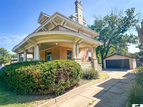 1014 E Street, Fairbury, NE 68352