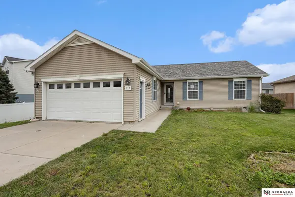 912 N 26th Street, Beatrice, NE 68310