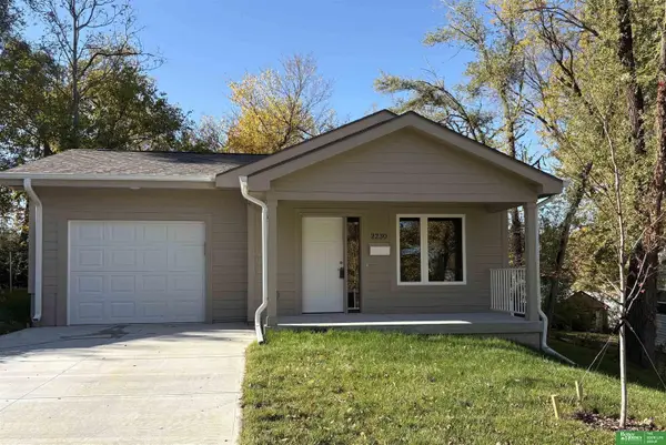 2230 N 39 Street, Omaha, NE 68111