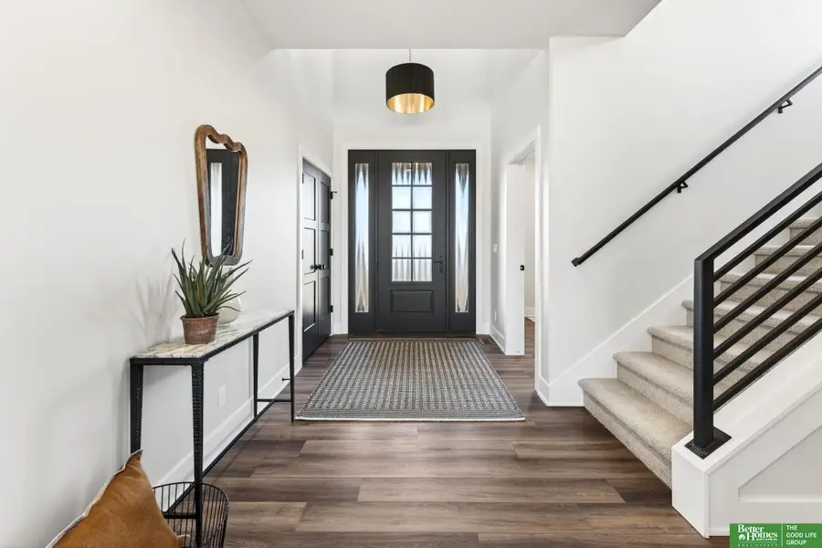 21828 Grover Street, Elkhorn, NE 68022 - #3